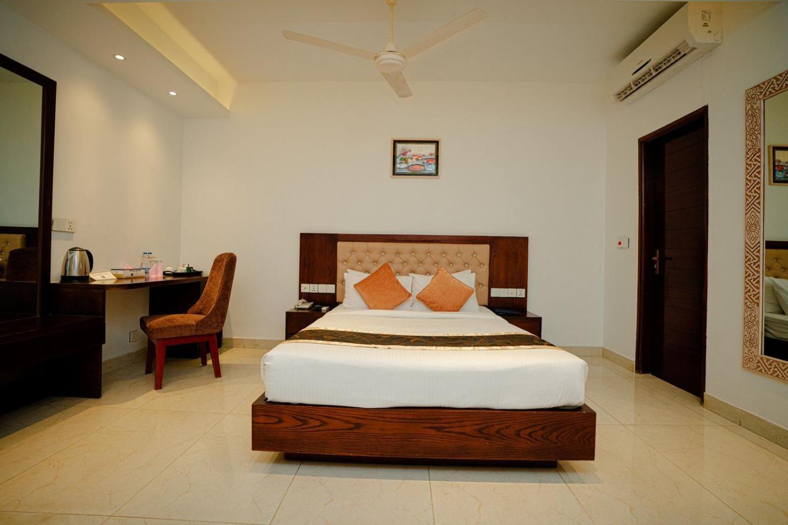 Royal Raj Hotel Rajshahi Luaran gambar